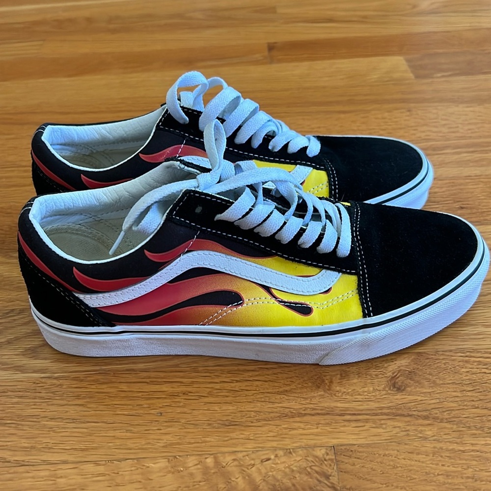 Vans Flamed Old Skool shoe 10W 8.5M